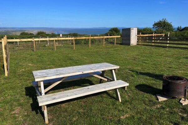 Thorning Farm Camping campsite in Pendine, Carmarthenshire