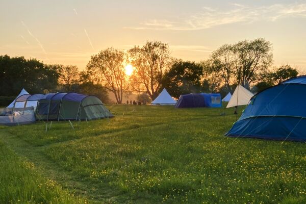 Big Skies Camping campsite in Cheltenham, Gloucestershire