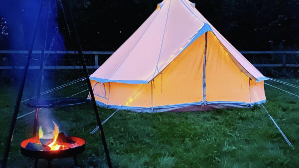 Woodlands Camping campsite in Bramdean, Hampshire